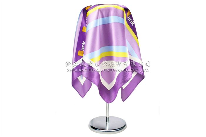 光大銀行 真絲小方巾 規格：53x53cm