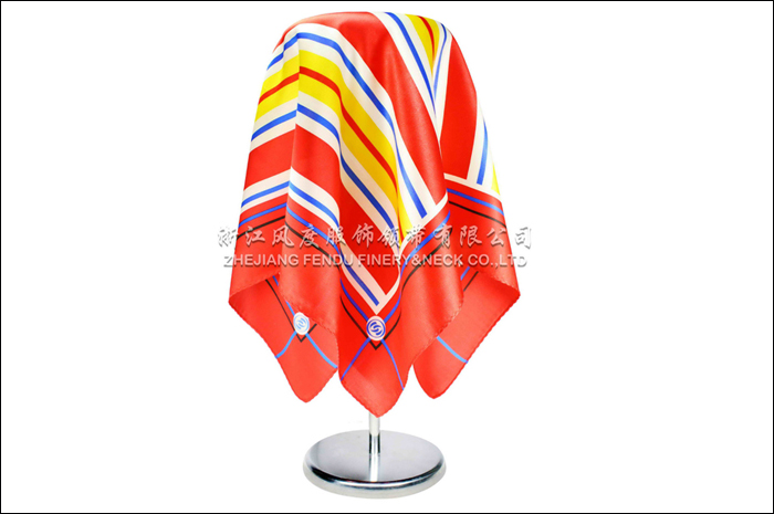 東北證券 真絲中方巾 規格：60x60cm