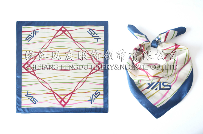 昆明機場 真絲小方巾 規格：53x53cm