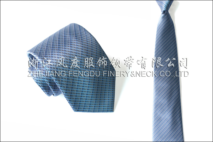 ?？诿捞m機場免稅店 色織滌絲領帶