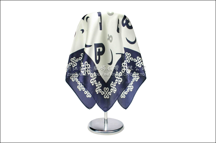 聯通 真絲小方巾 規格：53x53cm