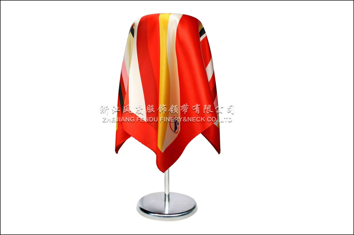 合肥汽車站 真絲小方巾 規格：53x53cm