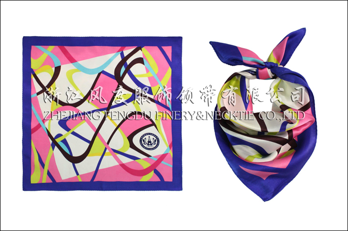 上海奉賢區行政服務中心 真絲小方巾 規格：53x53cm