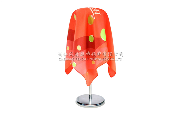 哇哈哈 真絲小方巾 規格：53x53cm