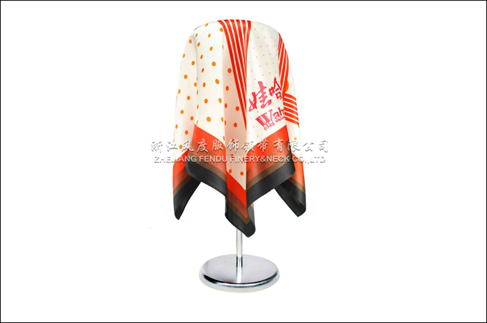 哇哈哈 真絲小方巾 規格：53x53cm