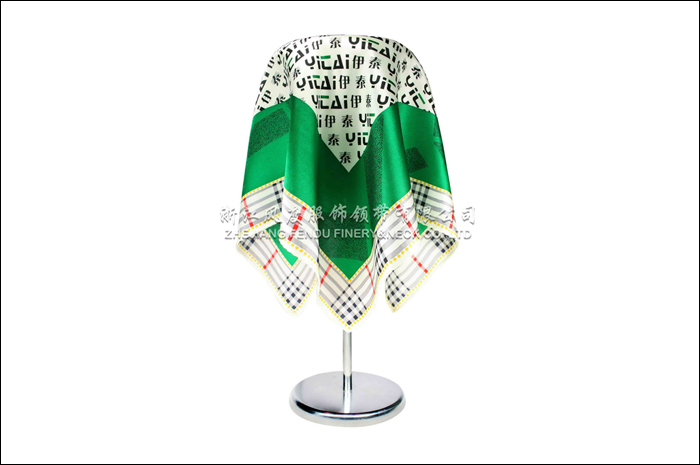 伊泰集團 真絲小方巾 規格：53x53cm