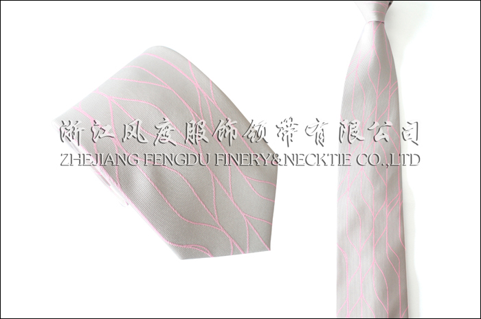 宜興市吉鑫國際貿易有限公司 色織滌絲領帶