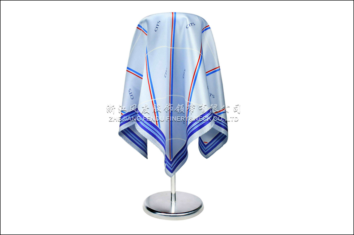 中國國旅 真絲小方巾 規格：53x53cm