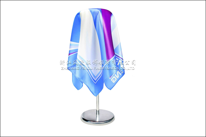 文峰美容美發 真絲中方巾 規格：60x60cm