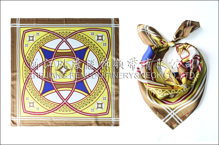 陜西省采桑度服飾 真絲小方巾 規格：53x53cm