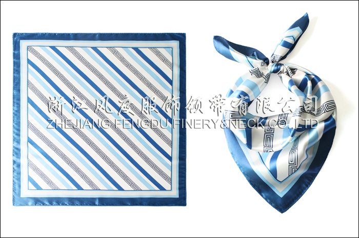 吉利汽車 仿絲小方巾 規格：53x53cm