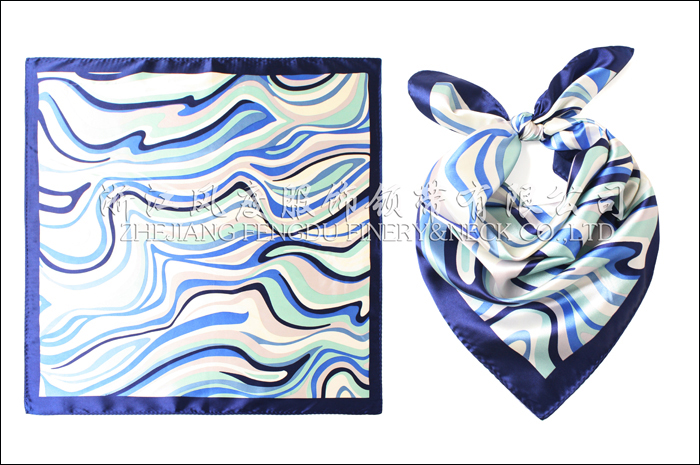 無錫圣寶車輛 仿絲小方巾 規格：53x53cm