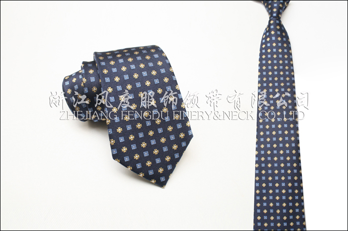 2017秋冬新款真絲商務領(lǐng)帶