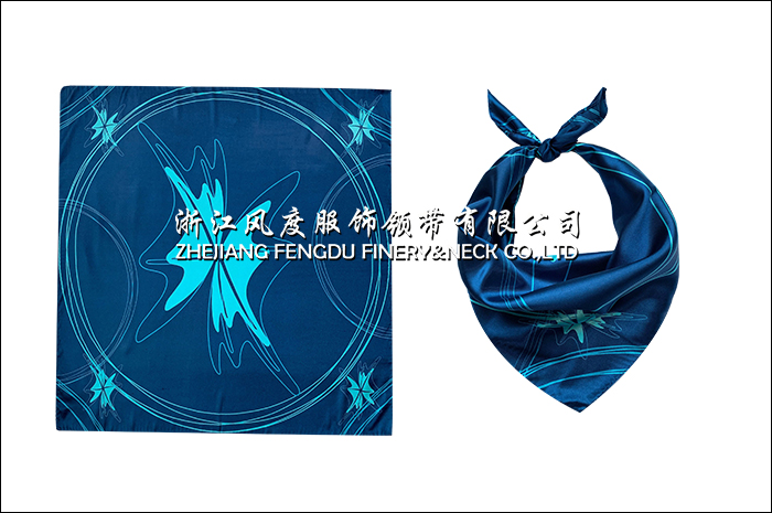 仿絲小方巾5。.jpg